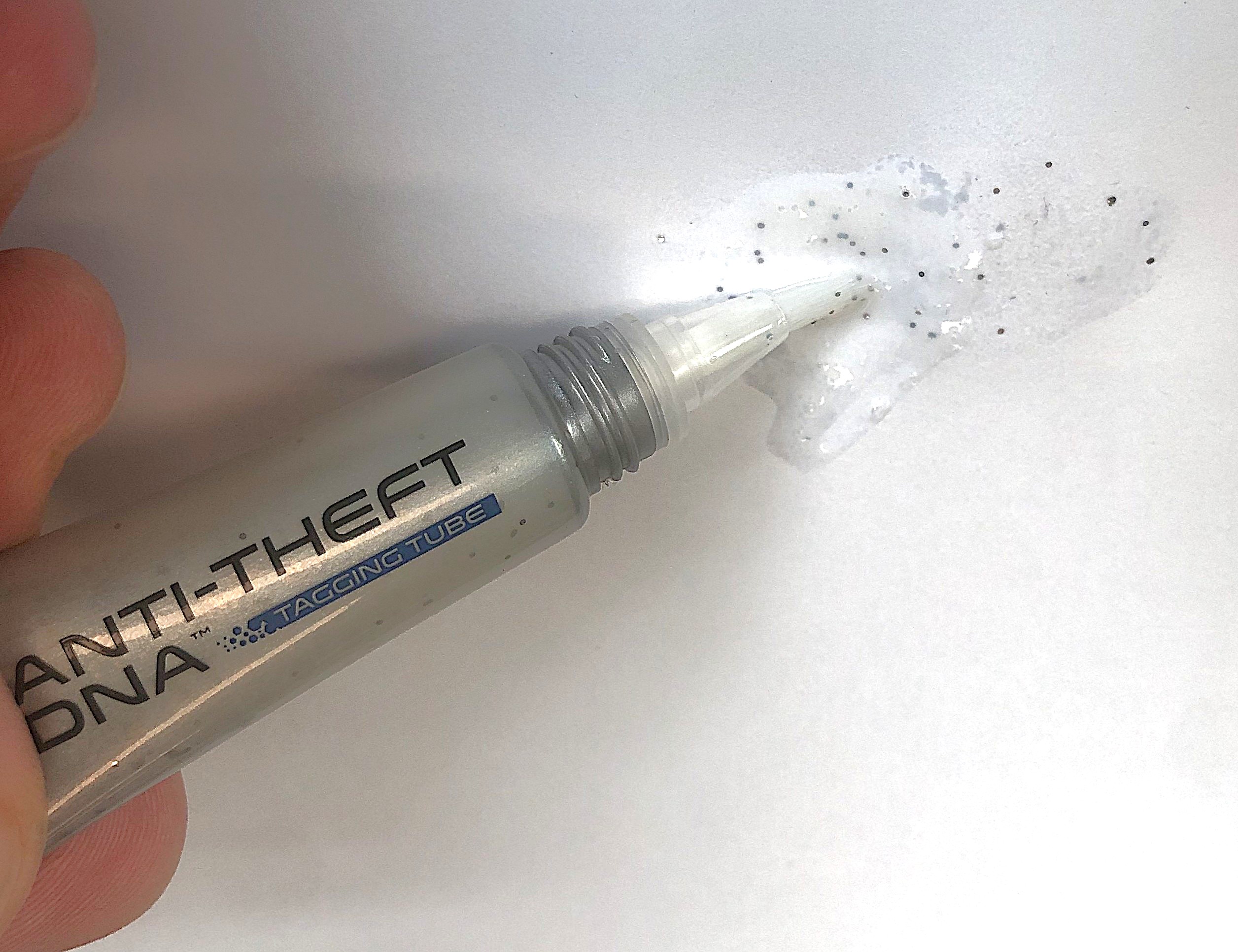 Microdot tube applicator